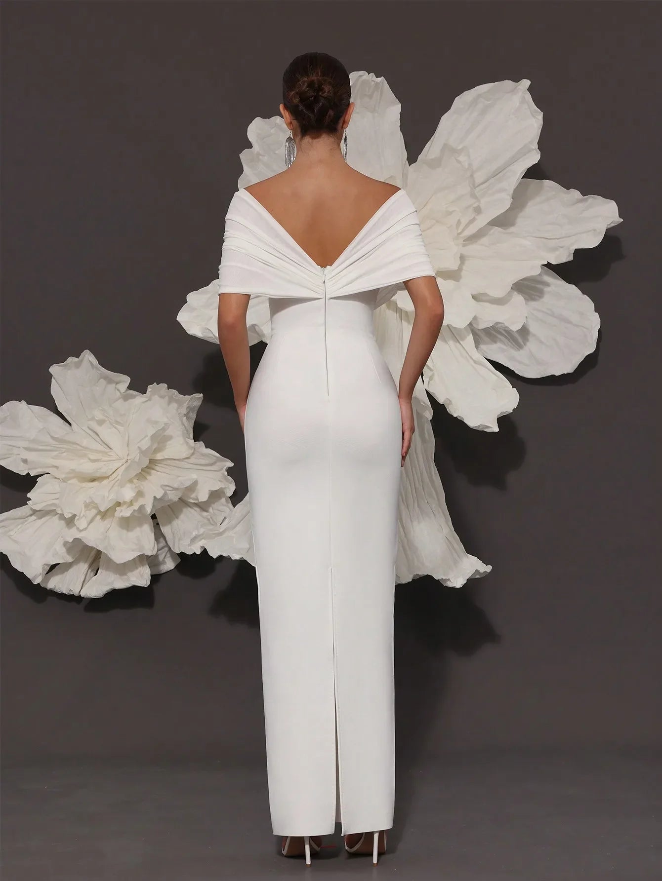 White Bandage Dress Luxury 2025 High Quality Bandage Dresses Elegant Party Dresses Woman Hem Slit Fashionable Evening Dress