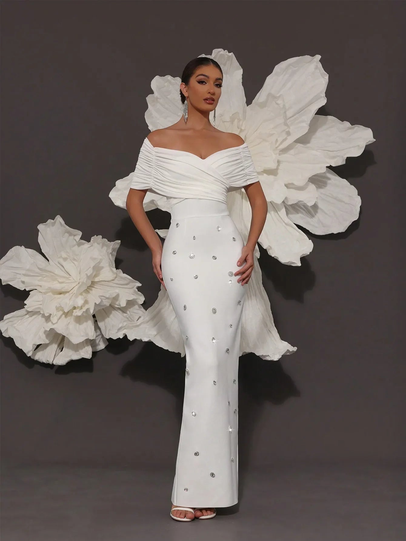 White Bandage Dress Luxury 2025 High Quality Bandage Dresses Elegant Party Dresses Woman Hem Slit Fashionable Evening Dress