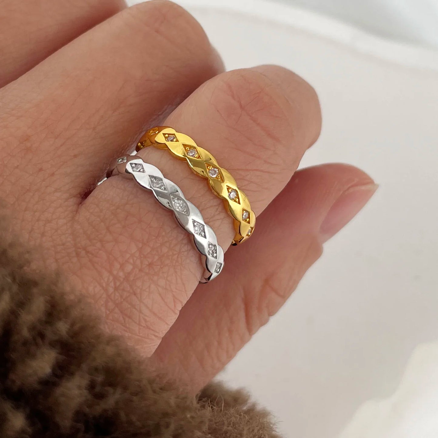 925 Sterling Silver Rings for Women Couple Minimalist Handmade Simple Gold Zircon Ring Party Jewelry Gift Prevent Allergy